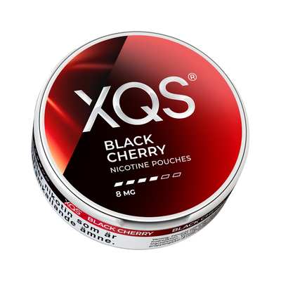 XQS Black Cherry 8mg, envase, vista desde abajo